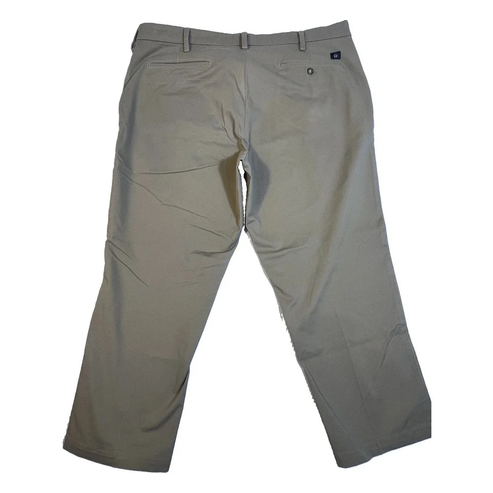 Dockers Workday Khaki Men's 42x30 Classic Fit Stretch Chino Pants Tan Waterless
